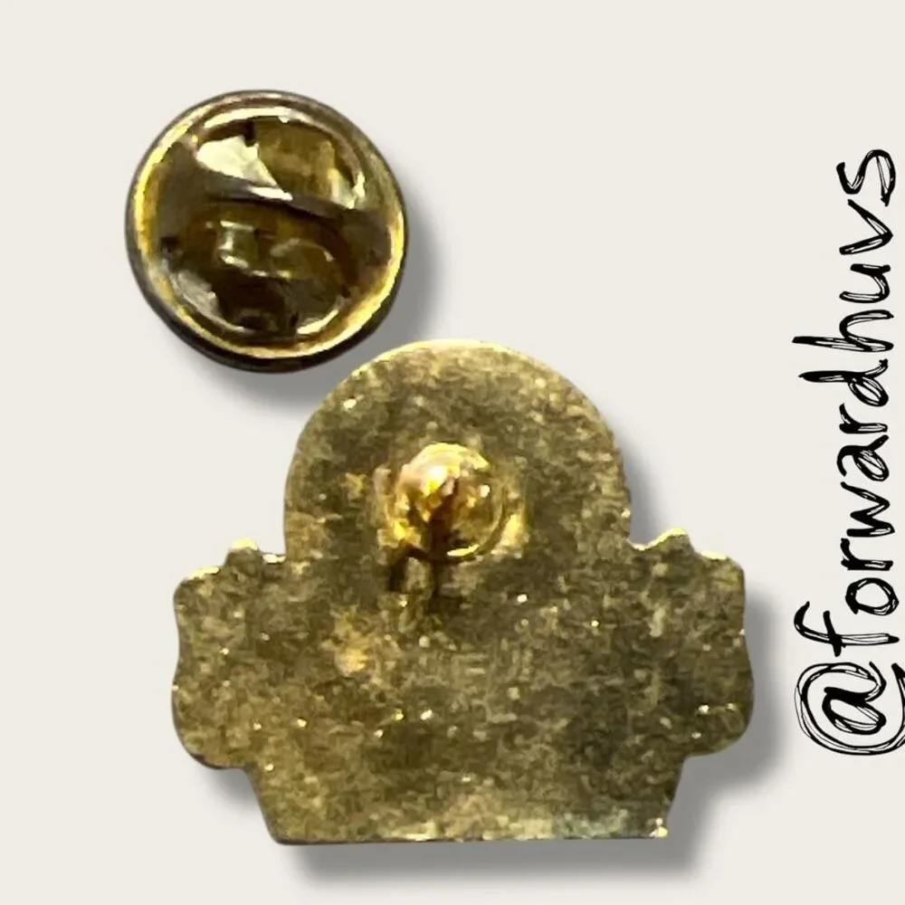 Morrisons Australia – Gold Tone Pin – Classic Emblem